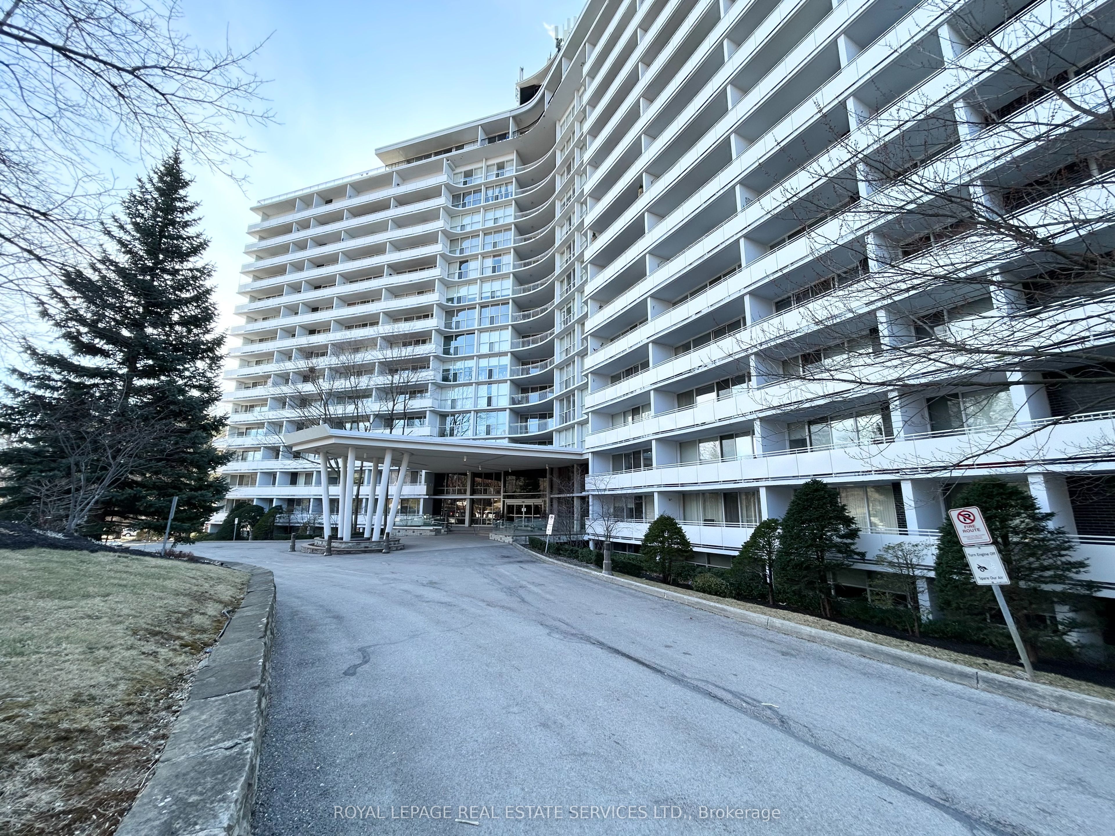 Additional image 2 of A24-20 North Shore Boulevard W, Burlington, ON, L7T 1A1