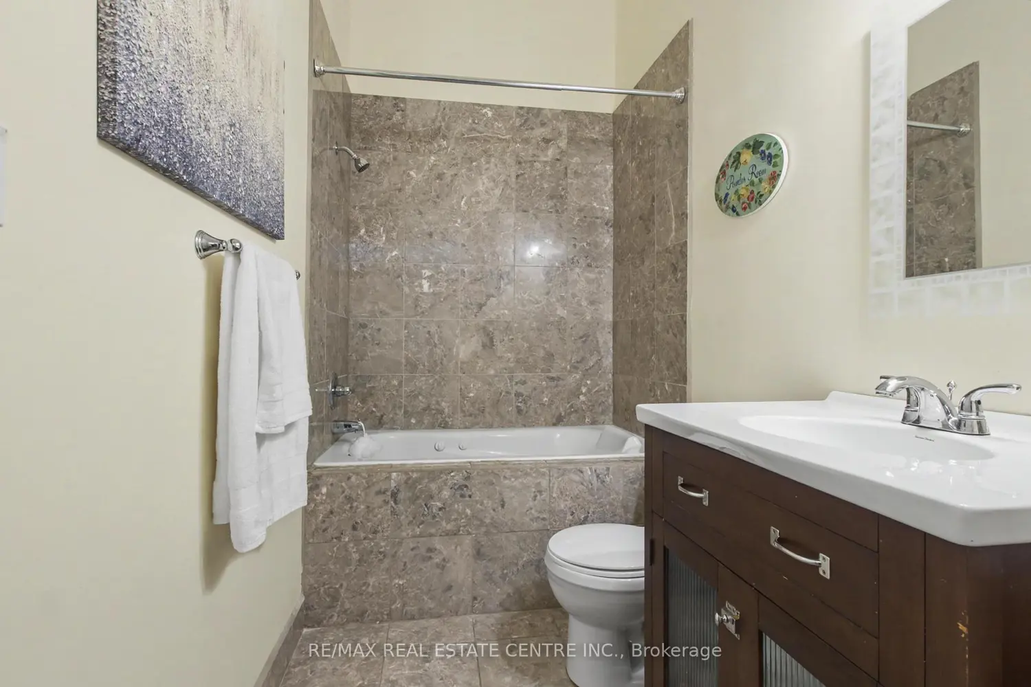 Additional image 10 of 276 King Street 213