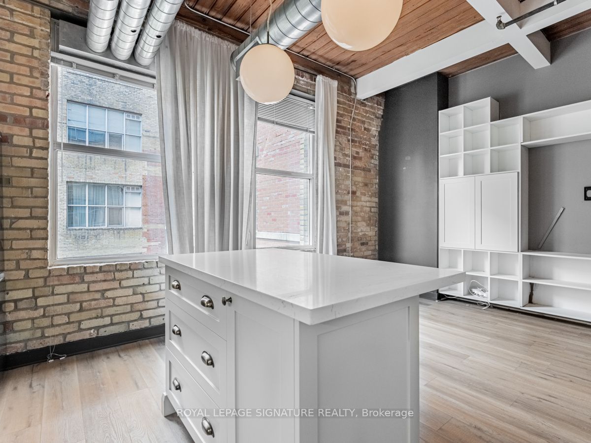 Additional image 4 of 421-955 Queen Street, Toronto, ON, M6J 3X5