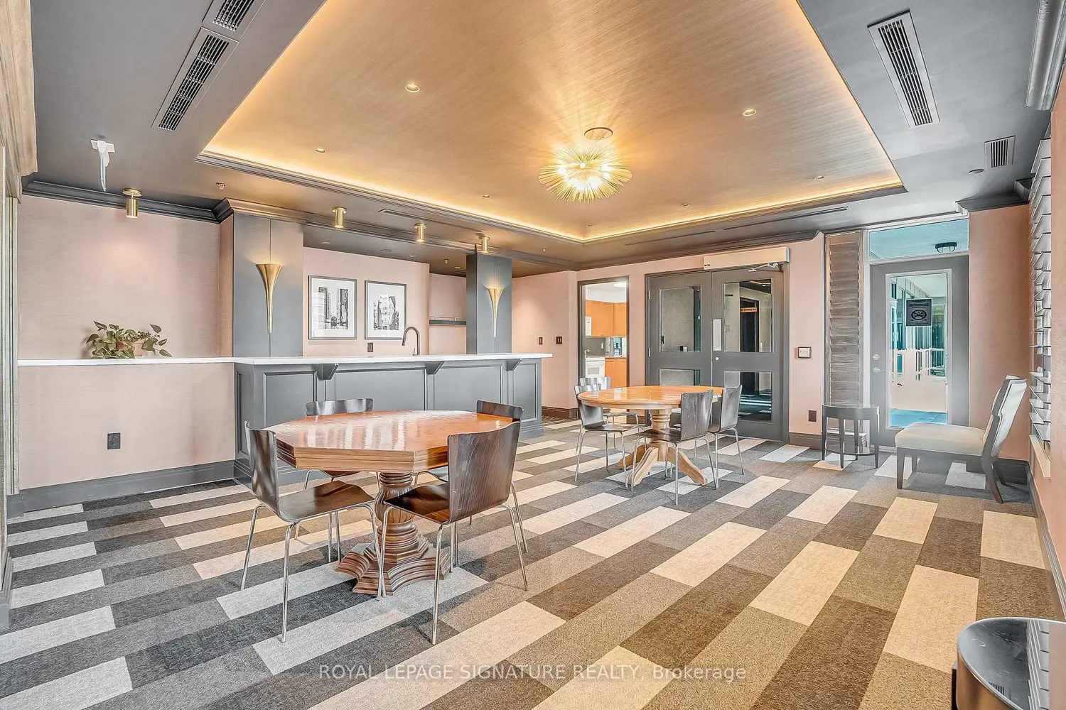 Additional image 16 of 188 Doris Avenue 802