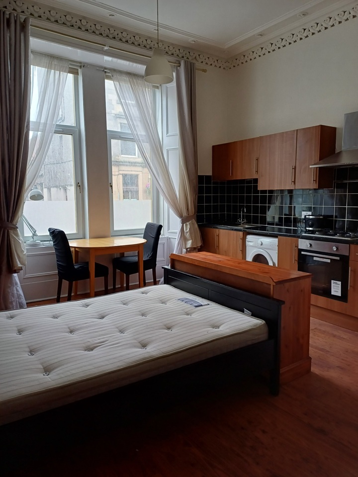 Additional image 2 of Studio Flat, Holland Street, G2, N1 7GU