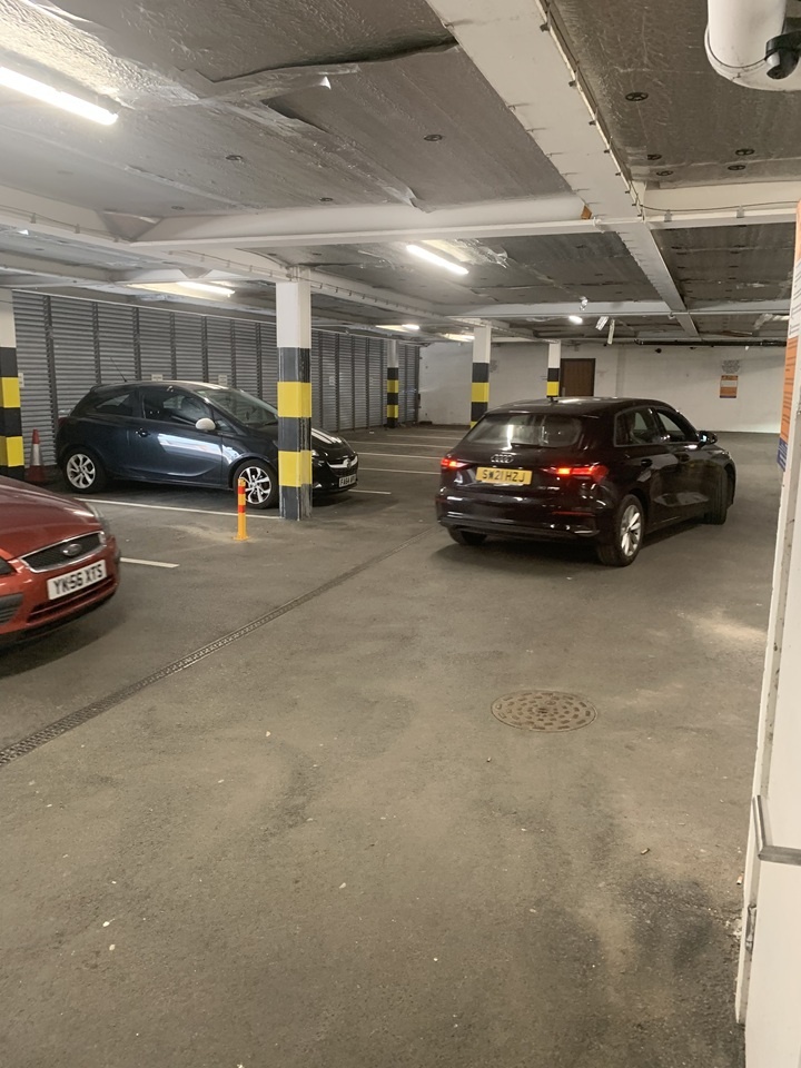 Additional image 7 of 2 Bed Flat, Oldham Road, M4, N1 7GU