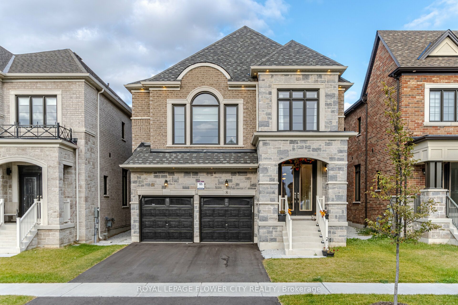 8 Ixworth Circle, Brampton, ON, L6Y 6J8