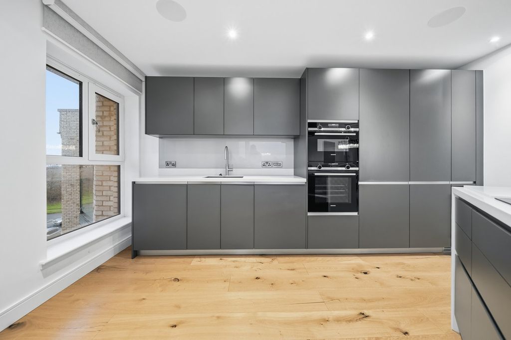 Additional image 10 of 3 bed flat for saleOld Bellsdyke Road, Larbert FK5
