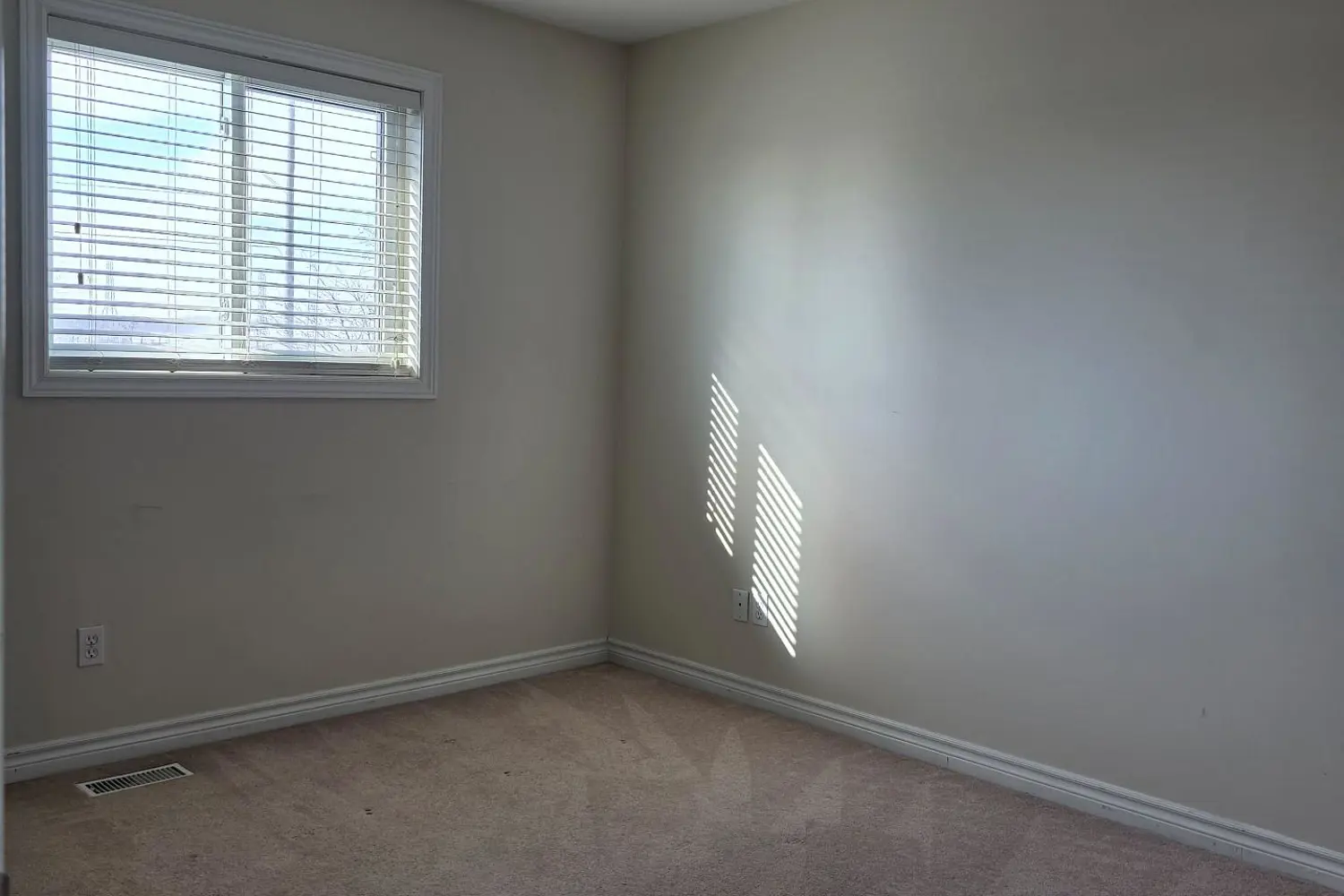 Additional image 6 of 187 Huck Crescent