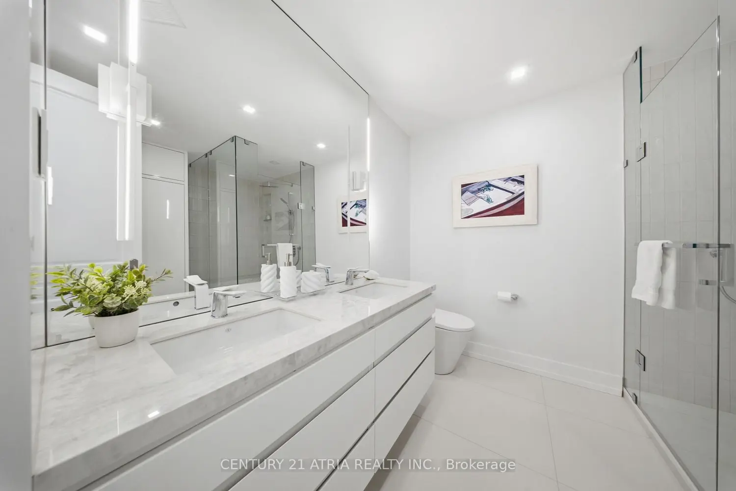 Additional image 17 of 10 Bellair Street 603