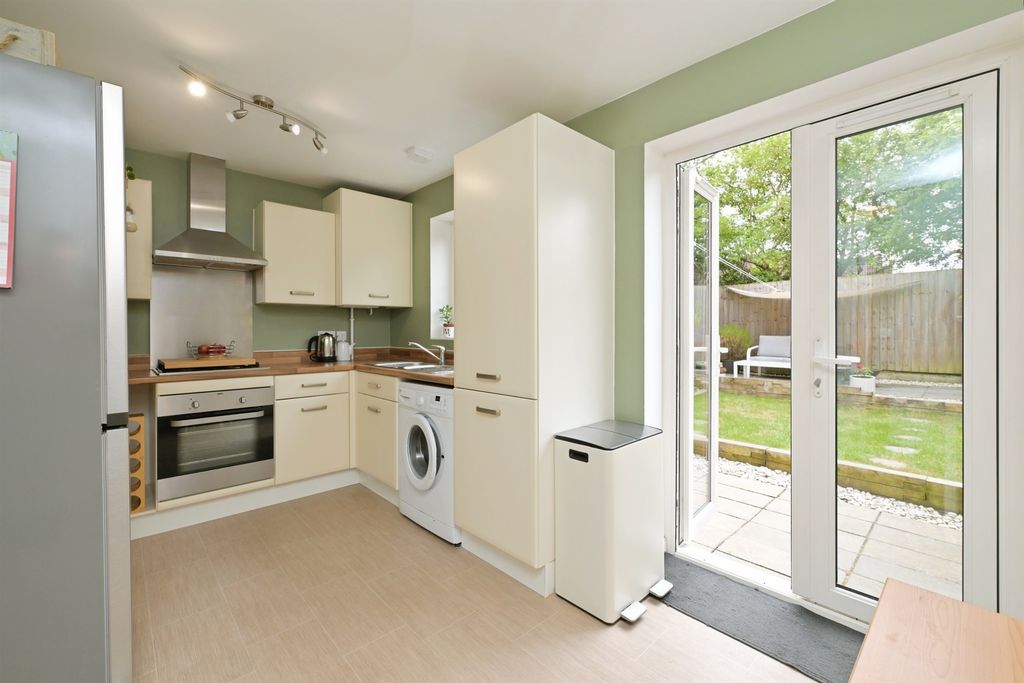Additional image 4 of 2 bed terraced house for saleBective Close, Northampton NN2