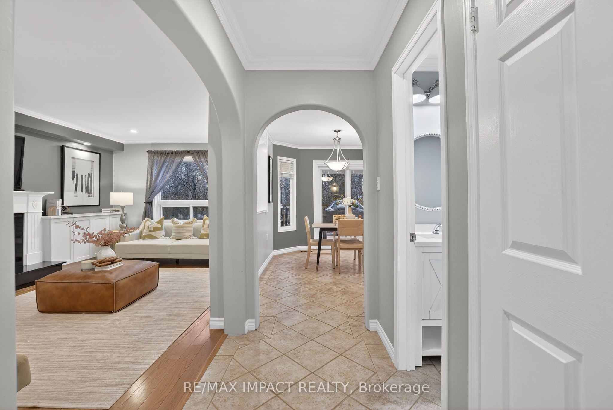 Additional image 5 of 2348 Wildwood Crescent, Pickering, ON, L1X 2N1