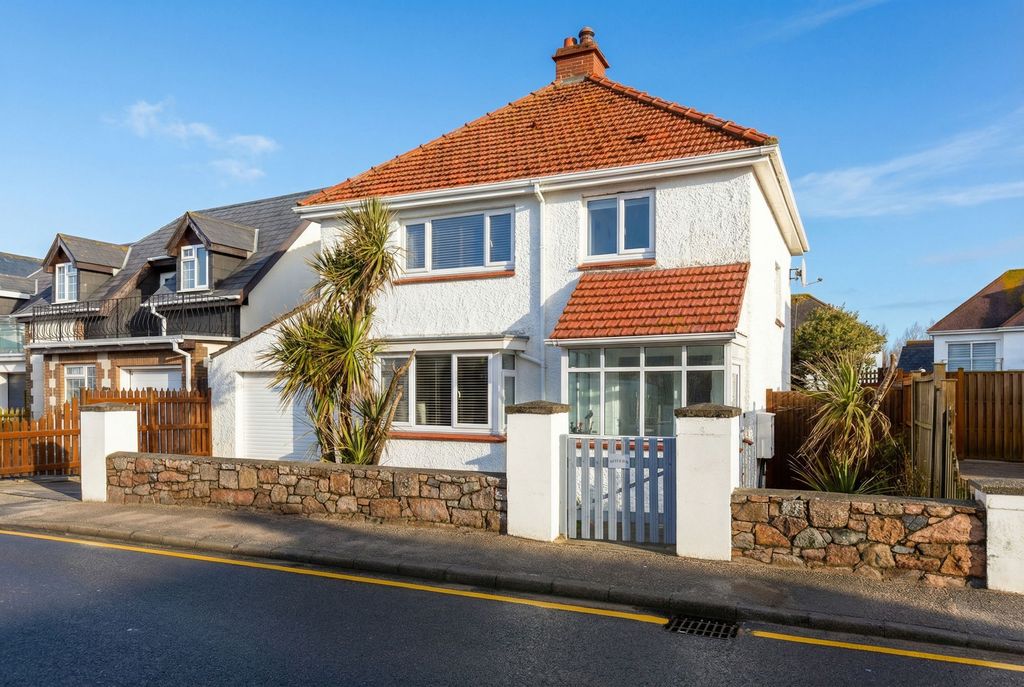 3 bed detached house for saleVidar, St Clement JE2