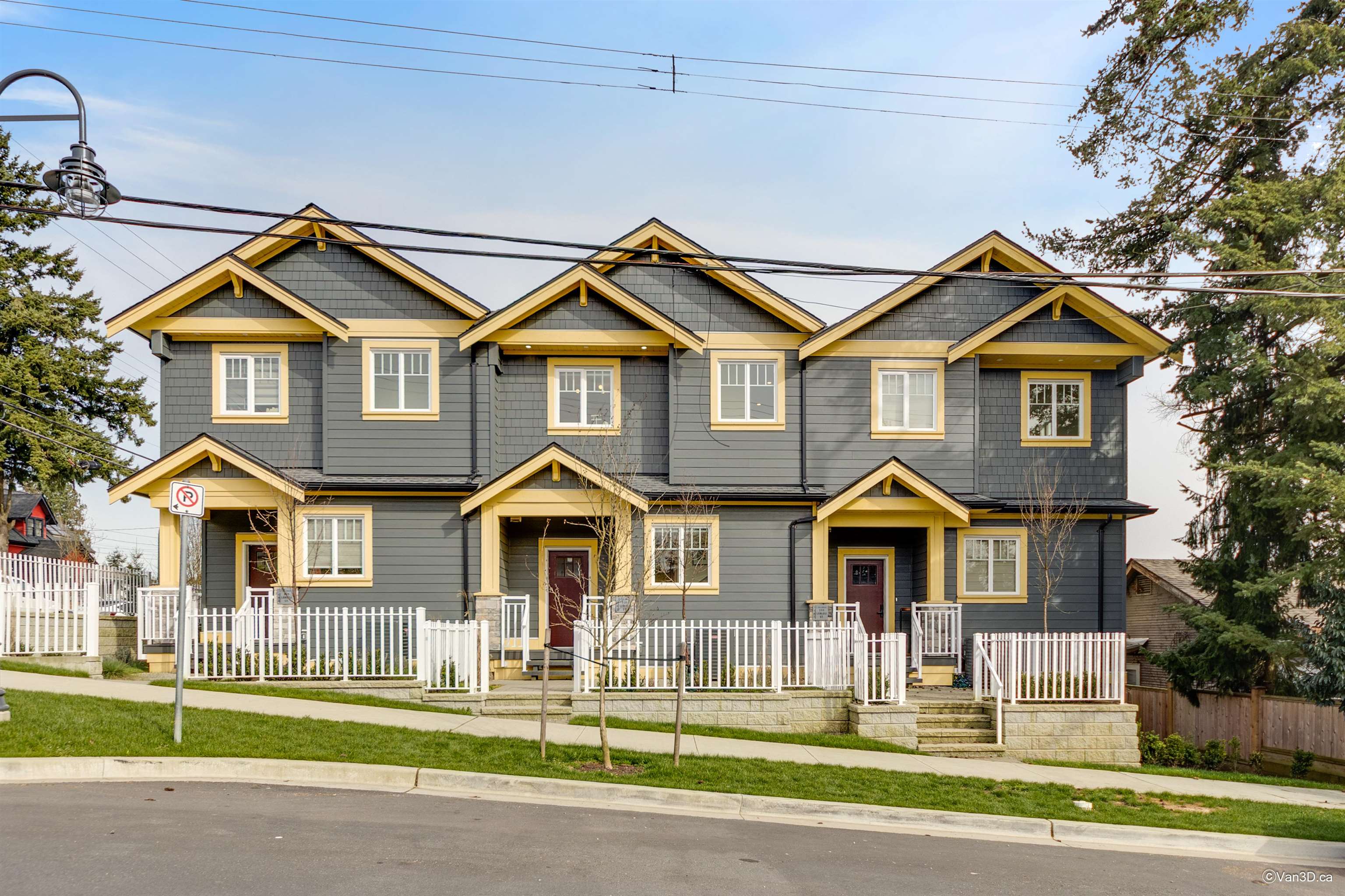 102-235 Lebleu Street, Coquitlam, BC, V3K 4L7