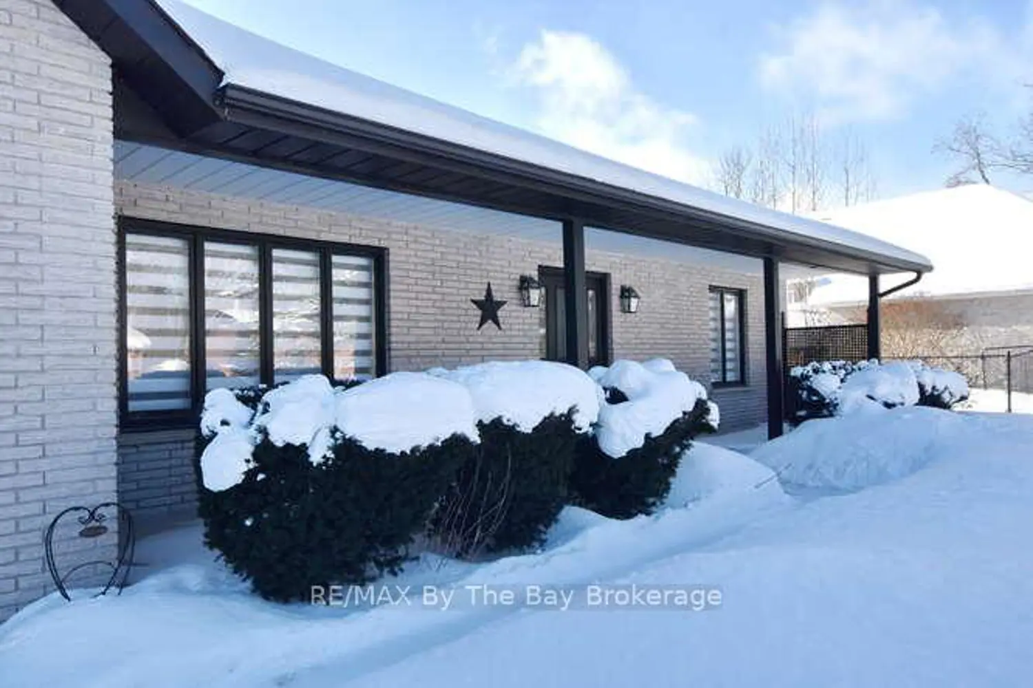 8 Azores Place photo 2