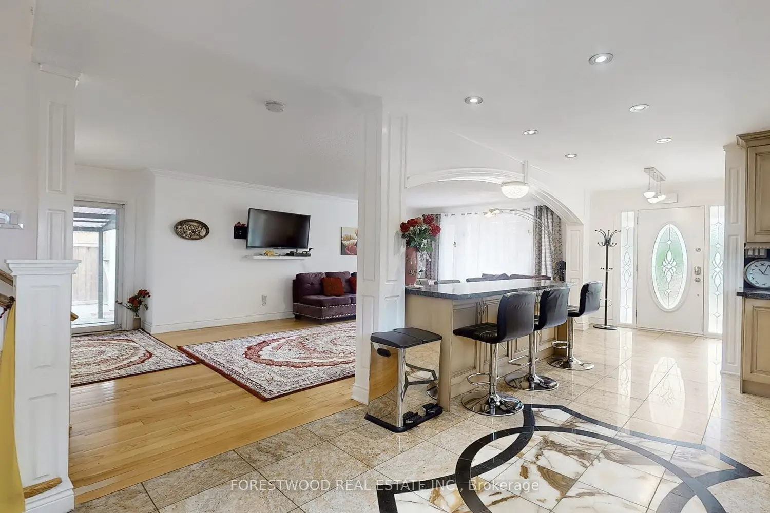 Additional image 11 of 571 Silver Creek Boulevard