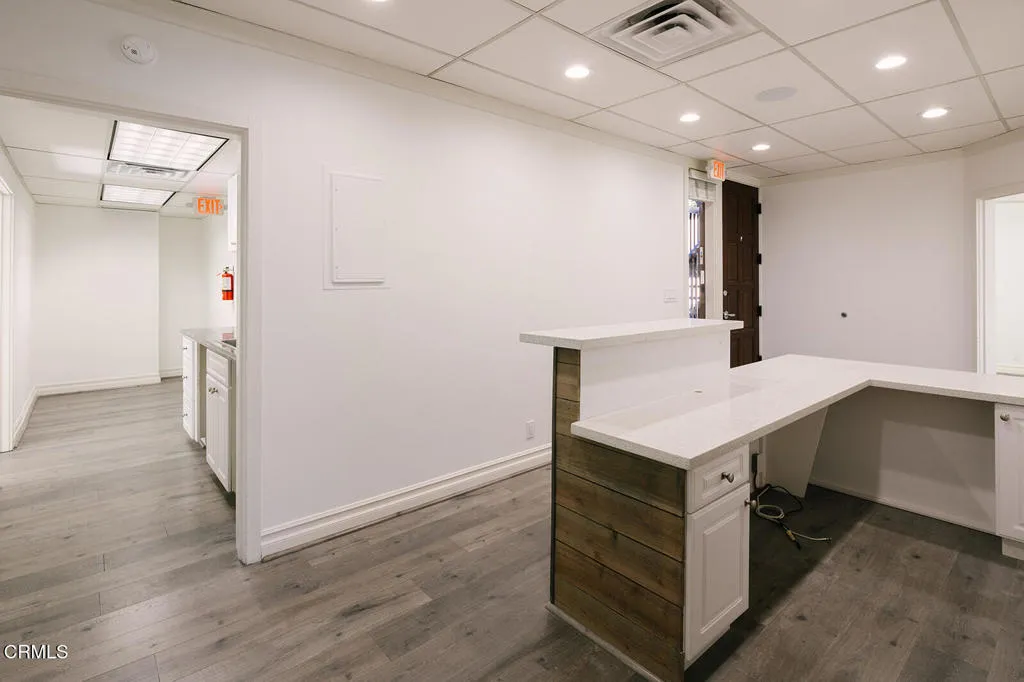 Additional image 103 of 2505 Canada Boulevard, Glendale, CA 91208