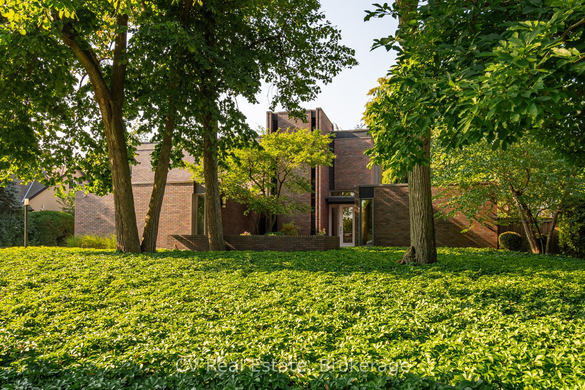 31 Auchmar Road, Hamilton, ON, L9C 1C6