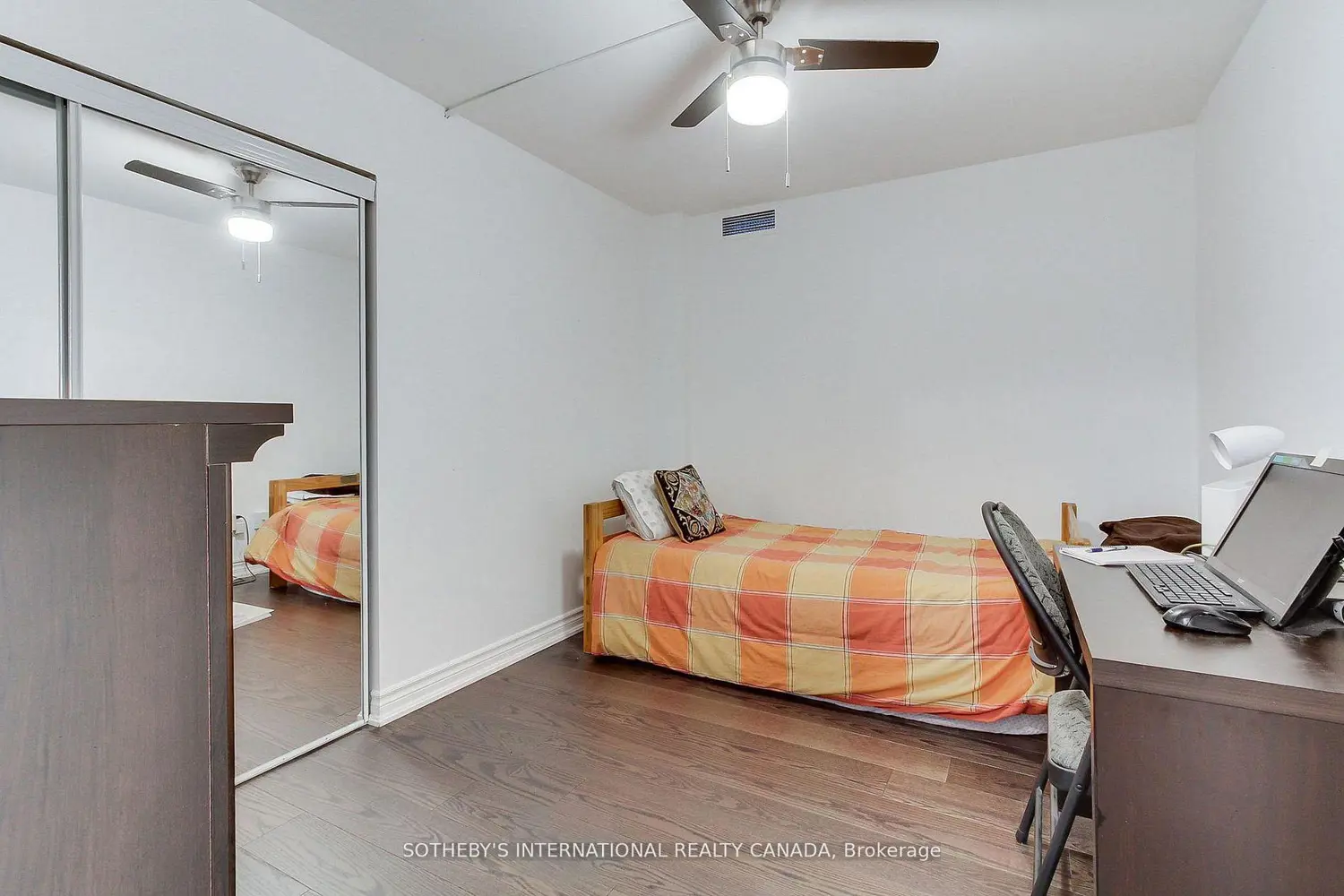 Additional image 13 of 40 Harding Boulevard 301