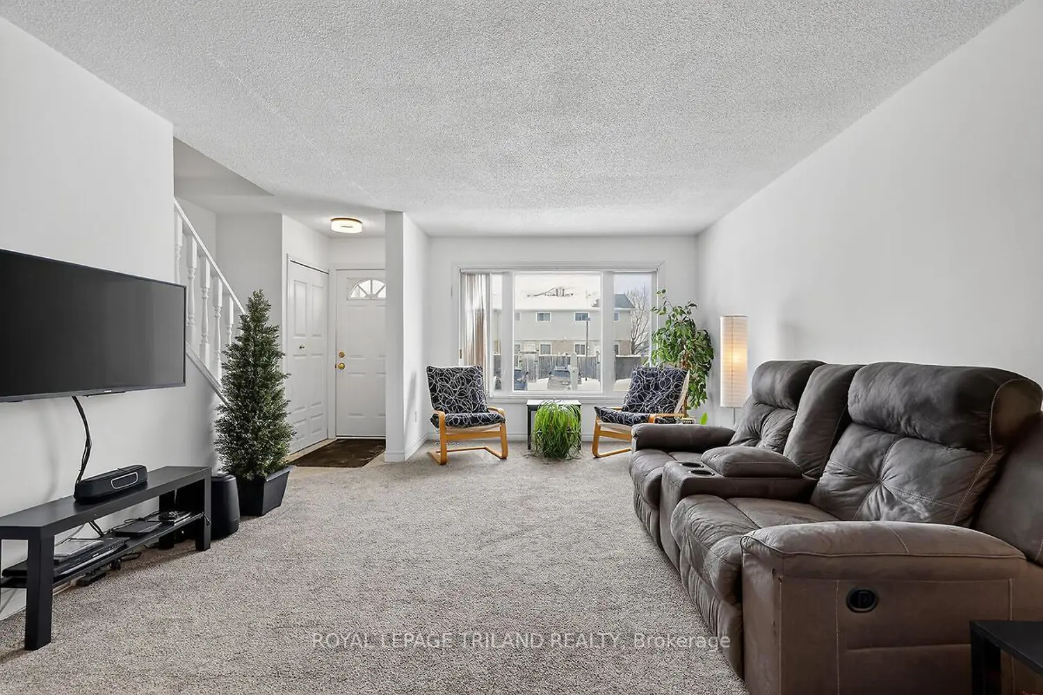 1095 Jalna Boulevard 11 photo 5