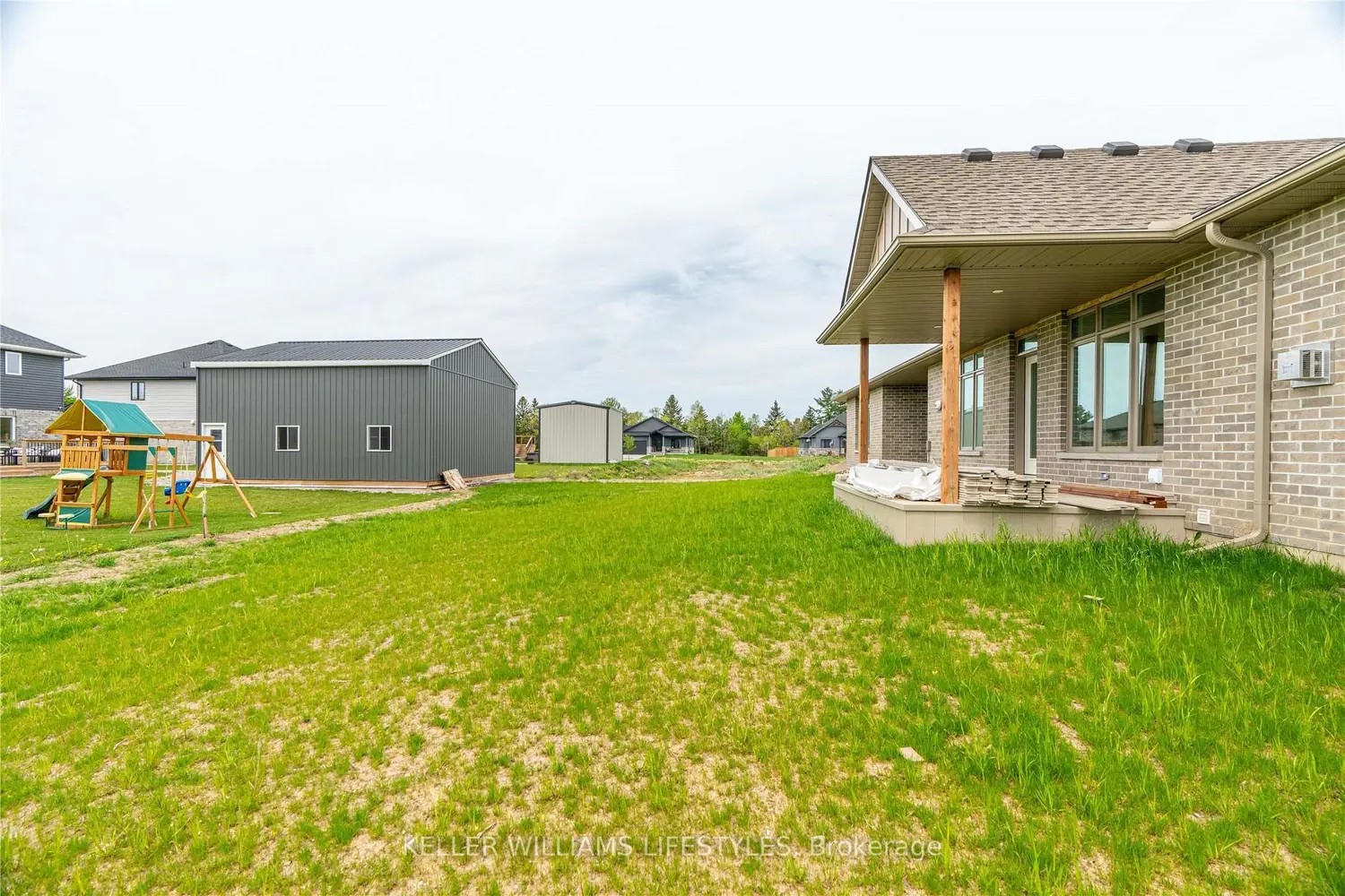 Additional image 19 of 110 Leneve Street