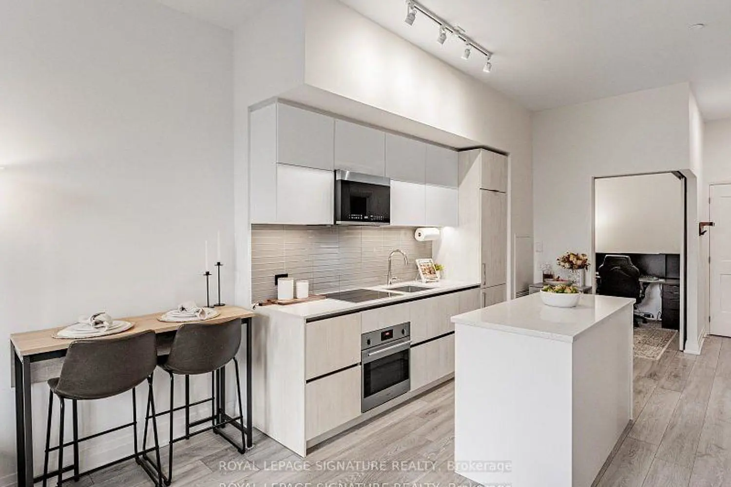 Additional image 4 of 21 Park Street 102