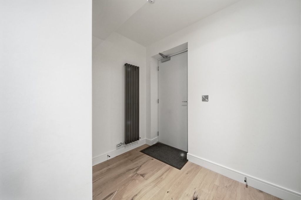 Additional image 32 of 3 bed flat for saleOld Bellsdyke Road, Larbert FK5