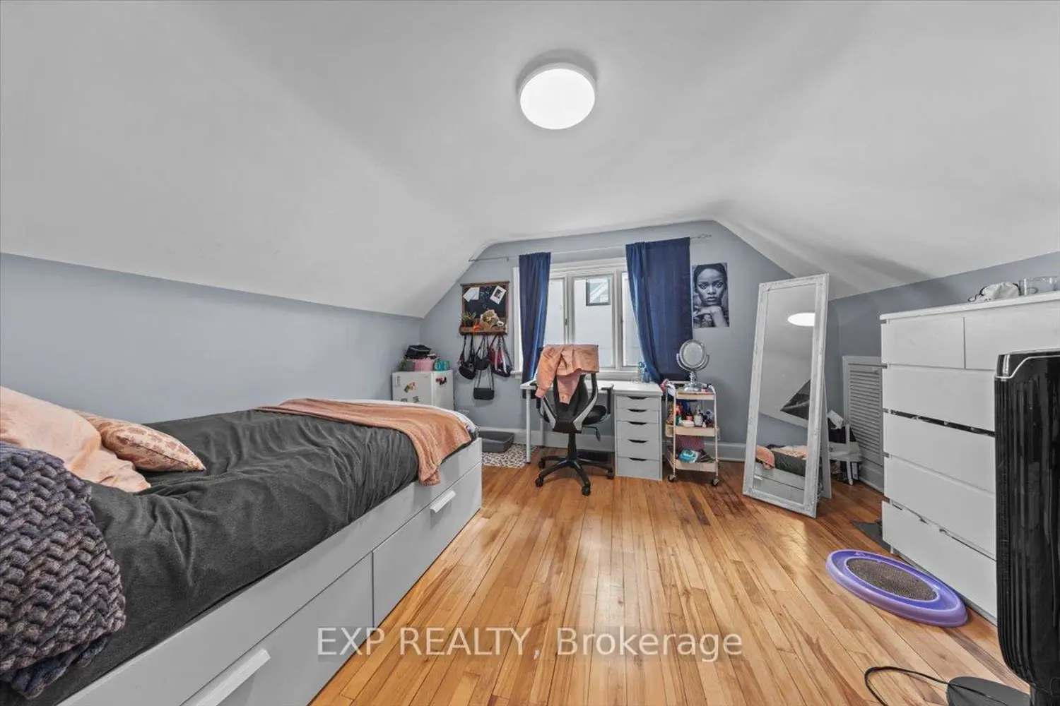 Additional image 6 of 494 Wentworth Avenue