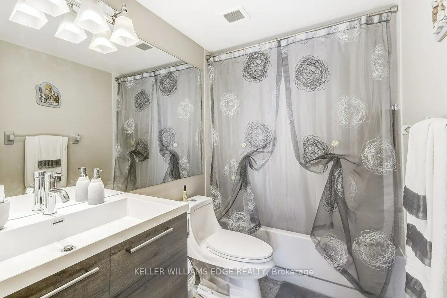 Additional image 5 of 495 Highway 8 510