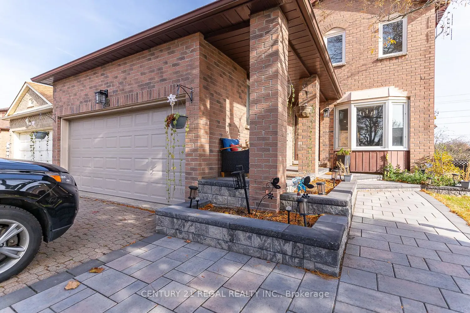 28 Upland Drive photo 2