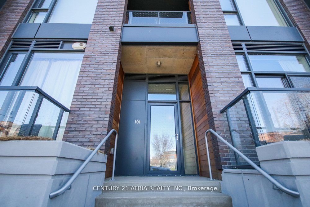 101-35 Wabash Avenue, Toronto, ON, M6R 0A9