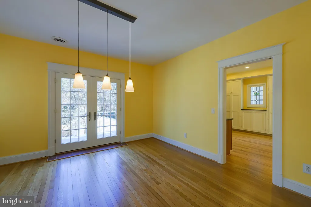 Additional image 19 of 5717 Chevy Chase Parkway NW, Washington, DC 20015