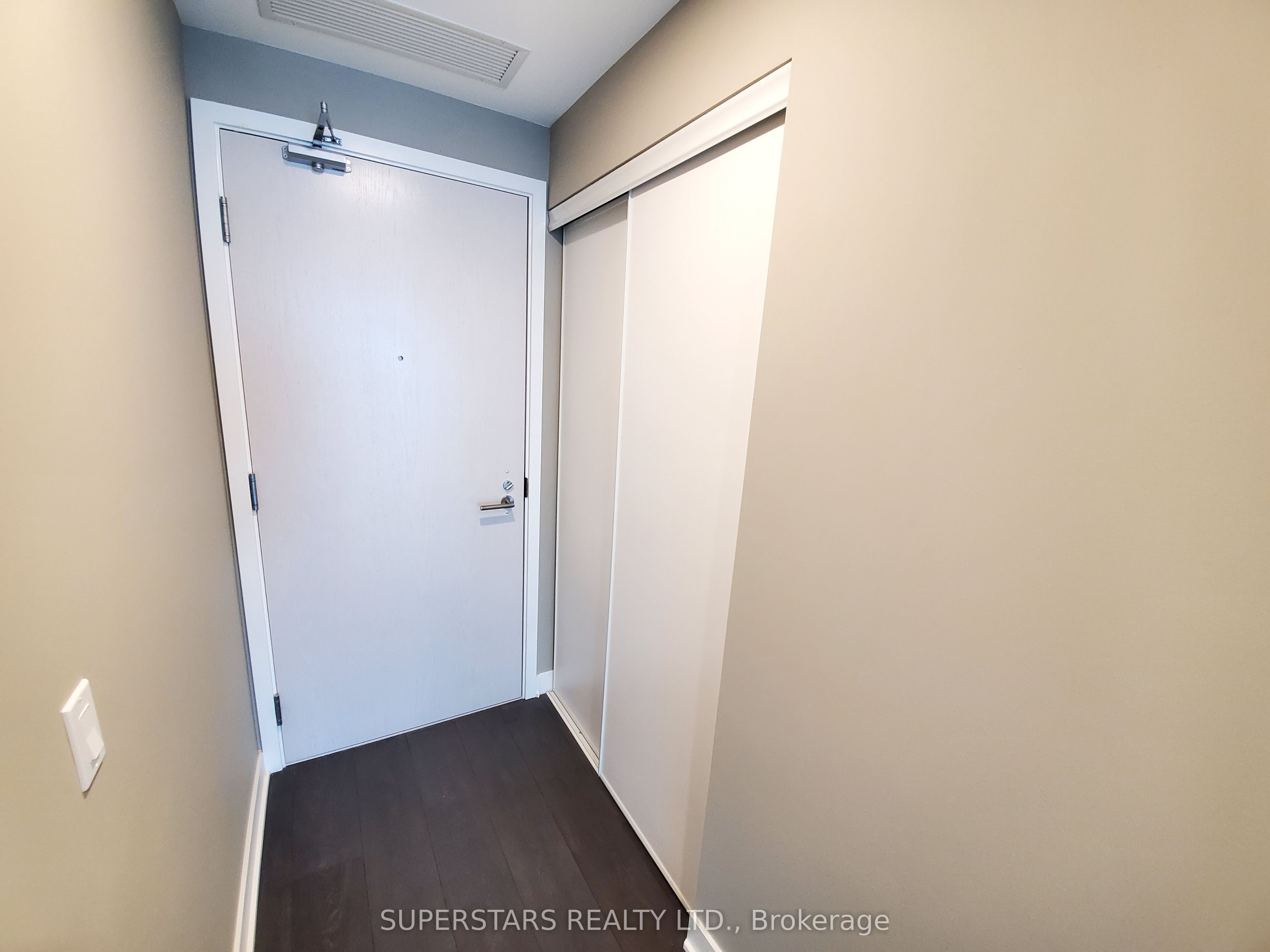 Additional image 2 of 1211-115 Blue Jays Way, Toronto, ON, M5V 0N4