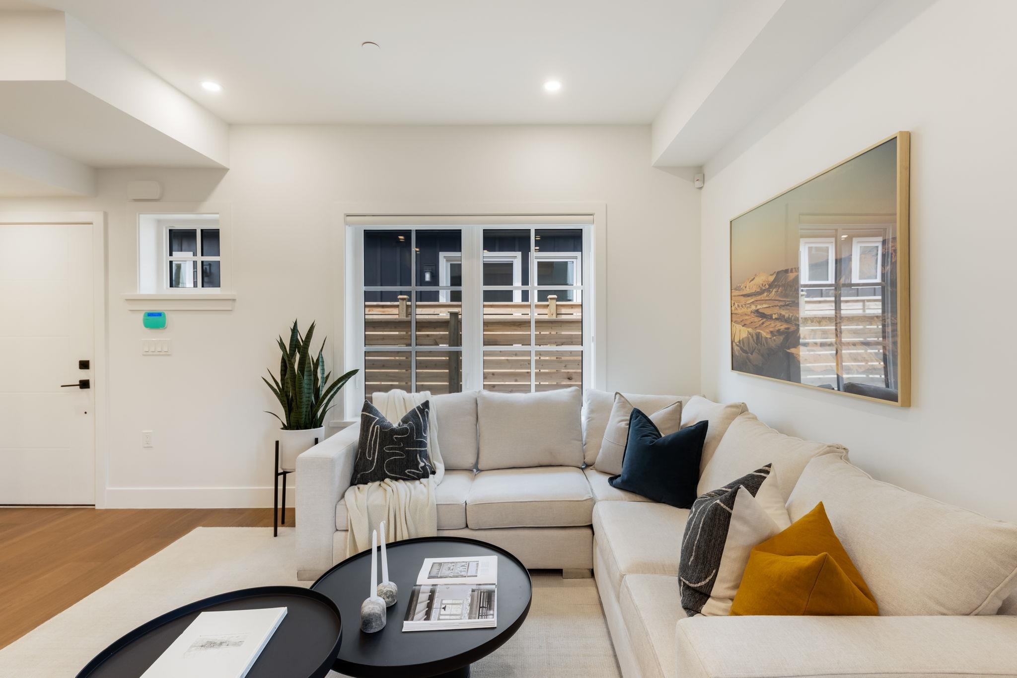Additional image 5 of 1-552 Kaslo Street, Vancouver, BC, V5K 3Z2