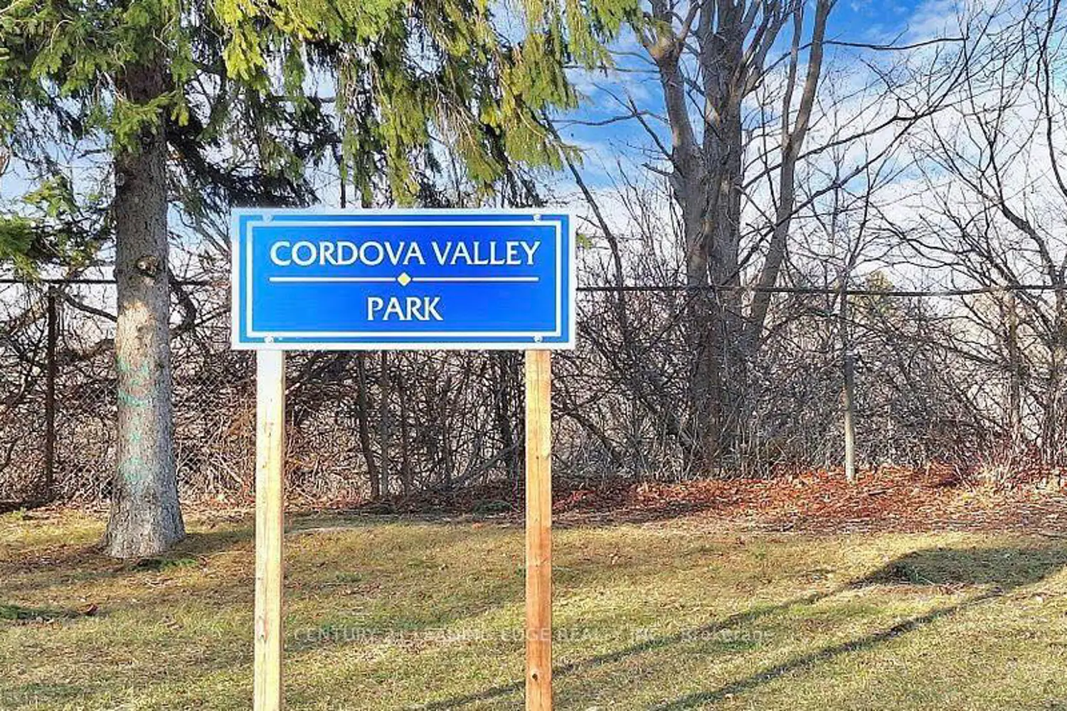 Additional image 17 of 936 Glen Street 209