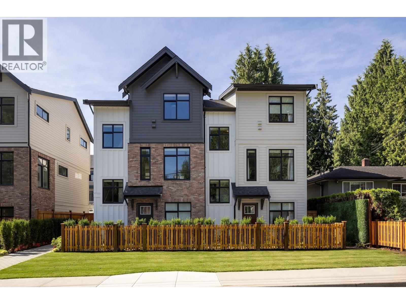 Primary image of 25 2150 RINDALL AVENUE