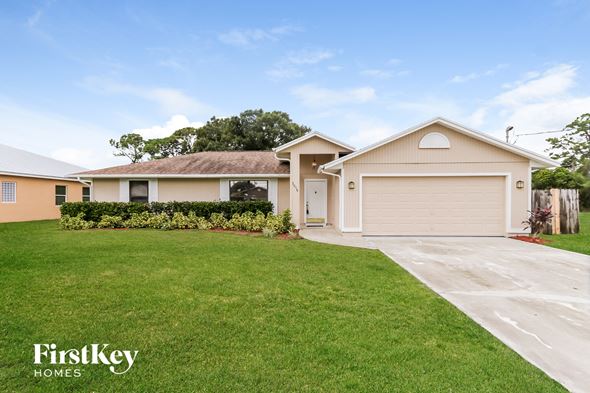 2078 SW Idaho Ln, Port St. Lucie, FL, 34953