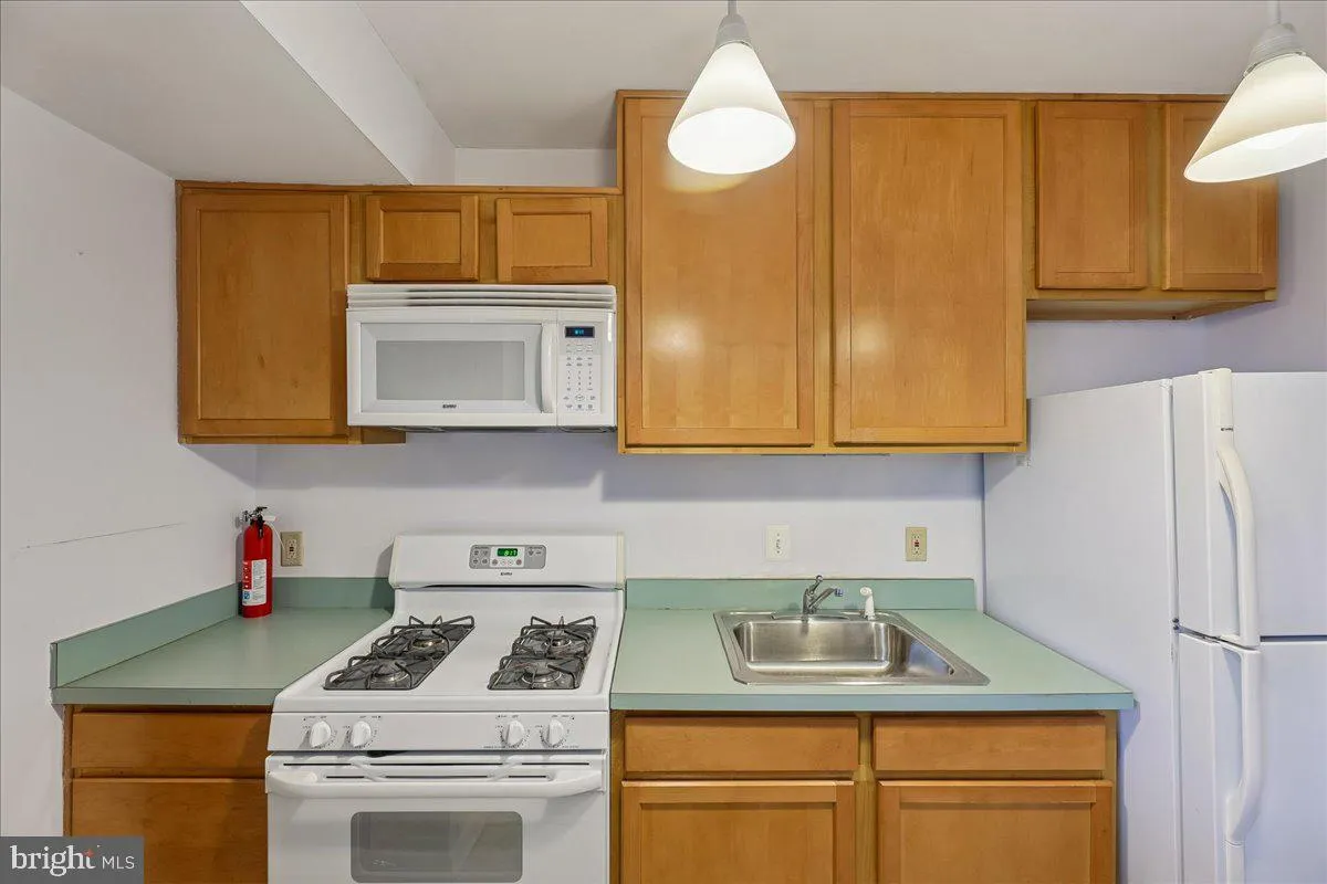Additional image 36 of 1260 21st Street NW Unit 1009, Washington, DC 20036