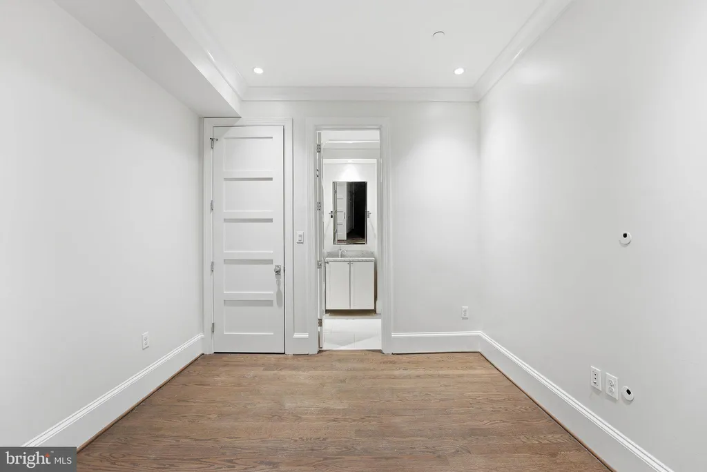 Additional image 17 of 418 7th Street SE Unit 101, Washington, DC 20003