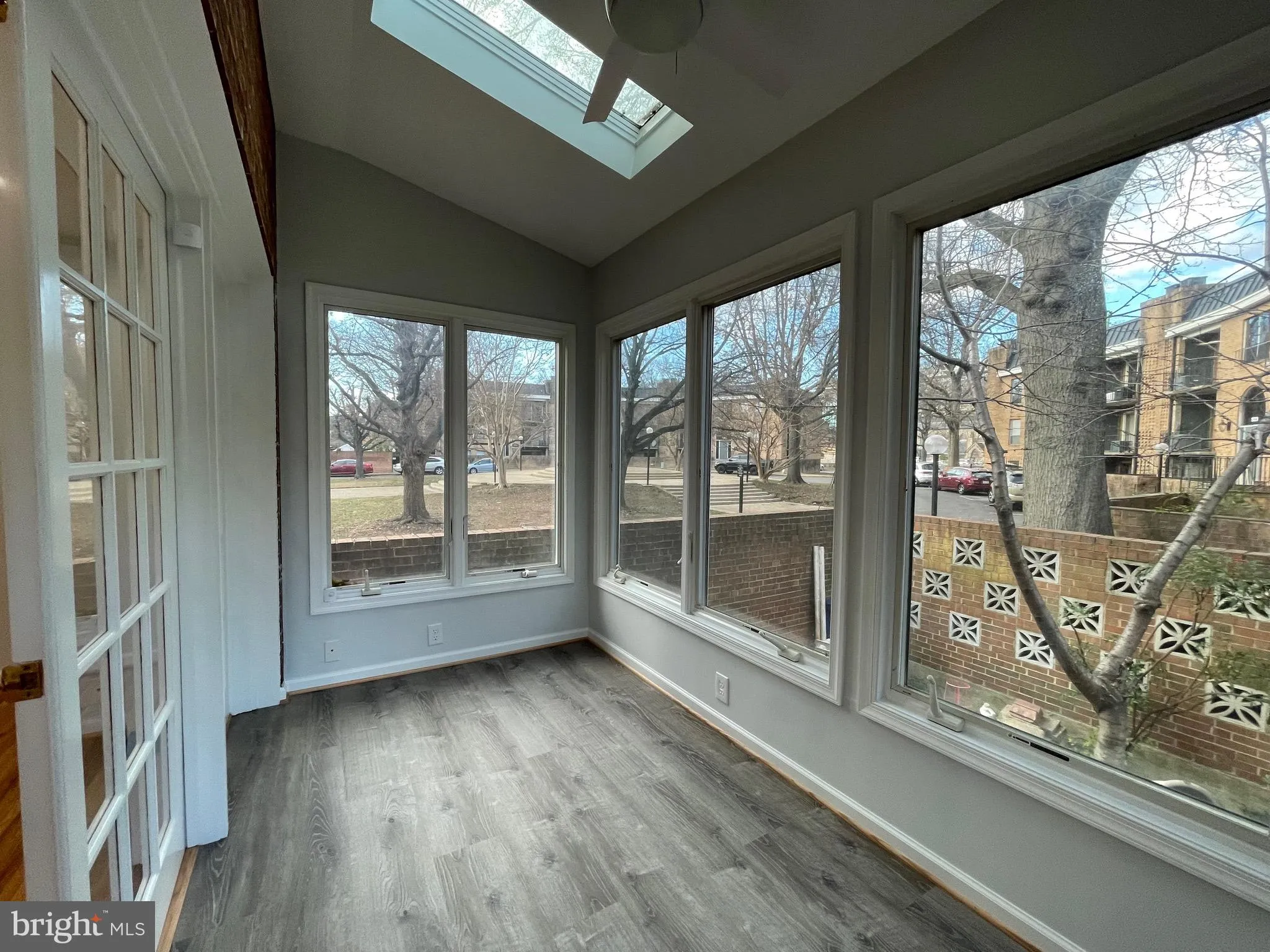 Additional image 100 of 519 G Street SW, Washington, DC 20024