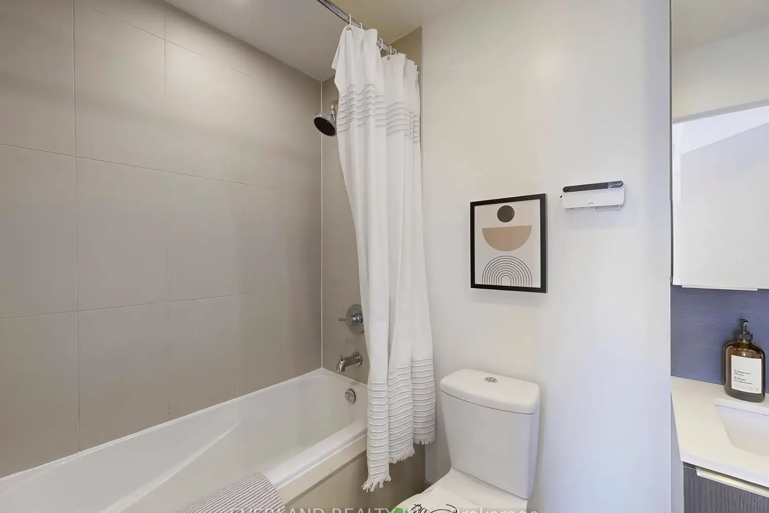 Additional image 19 of 55 Regent Park Boulevard 2108