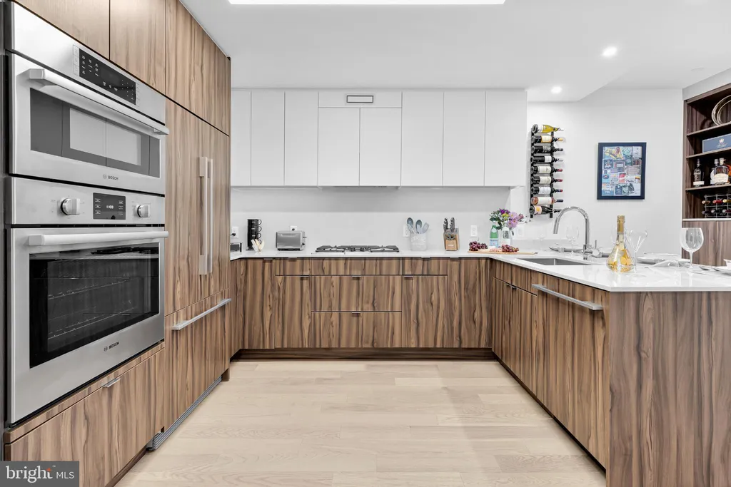 Additional image 10 of 37 L Street SE Unit 308, Washington, DC 20003