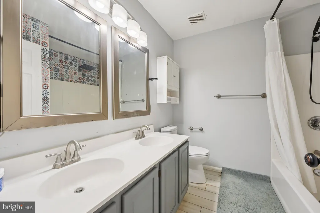 Additional image 14 of 137 Creekside Court, Newark, DE 19702