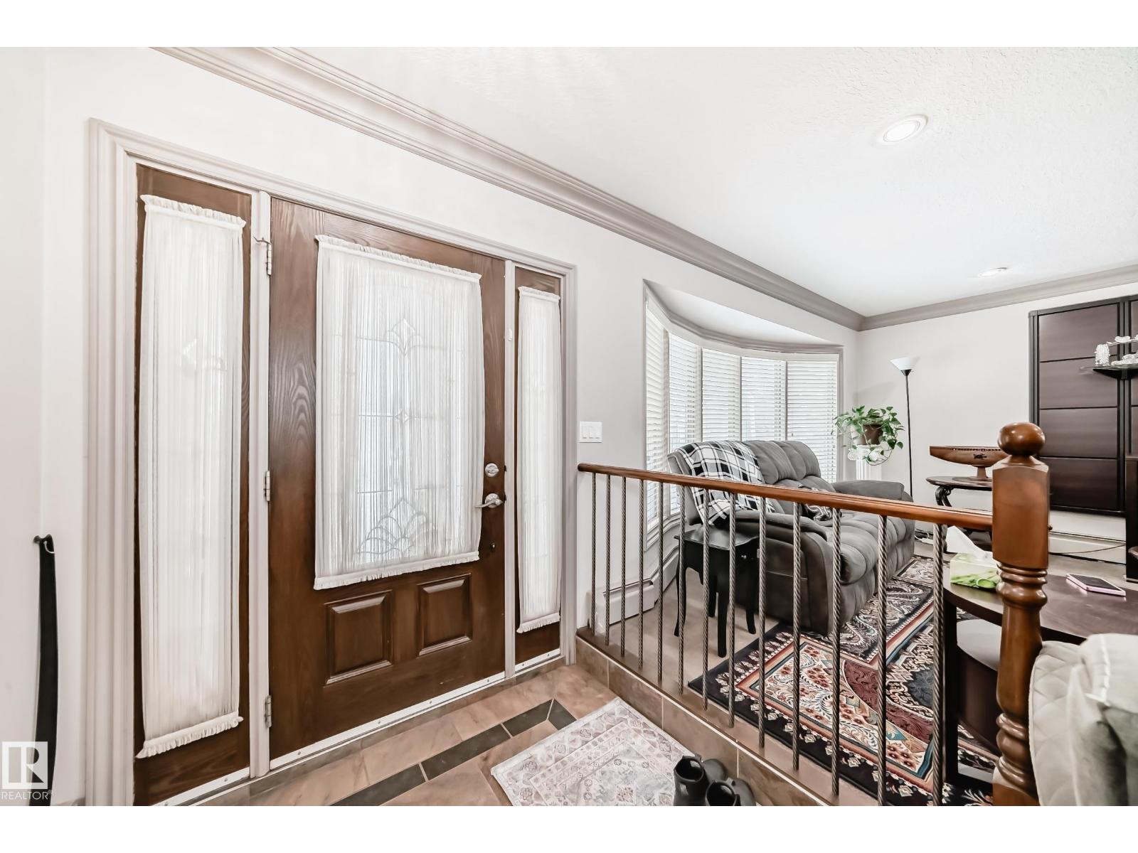 Additional image 4 of 12131 101 Street NW, Edmonton, AB, T5G2C2