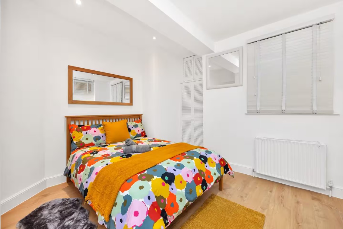 Additional image 2 of 3 Bed Flat, Challoner Mansions, W14, N1 7GU