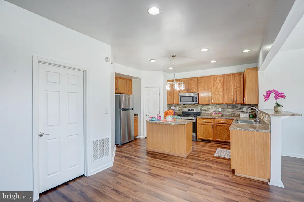 Additional image 16 of 233 Climbing Vine Avenue, Smyrna, DE 19977