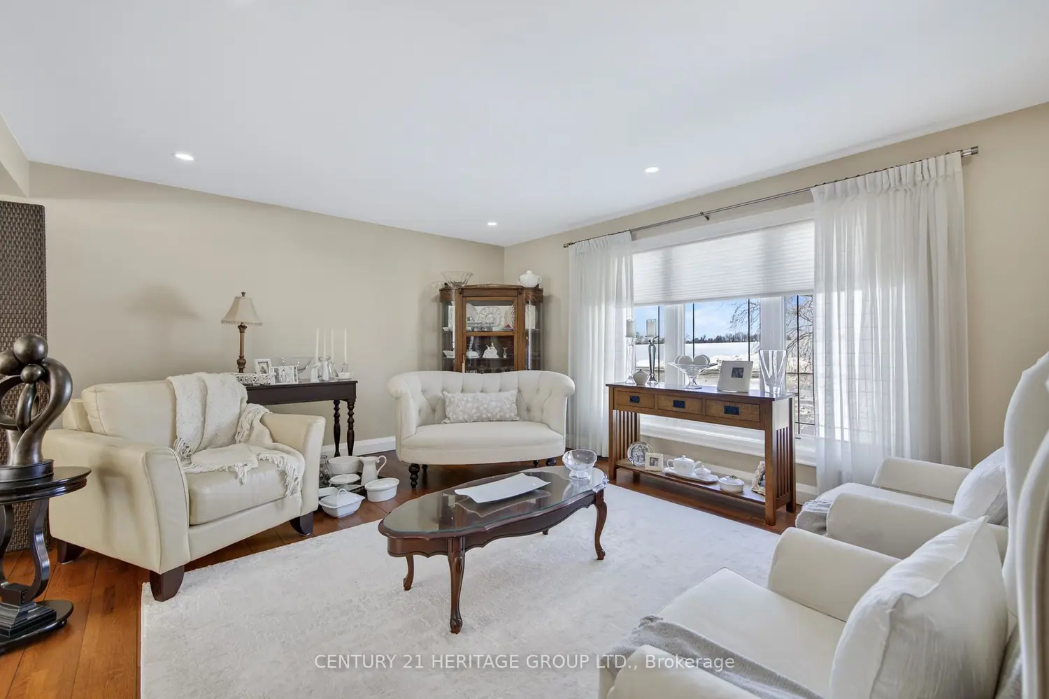 Additional image 3 of 4371 11Th Line