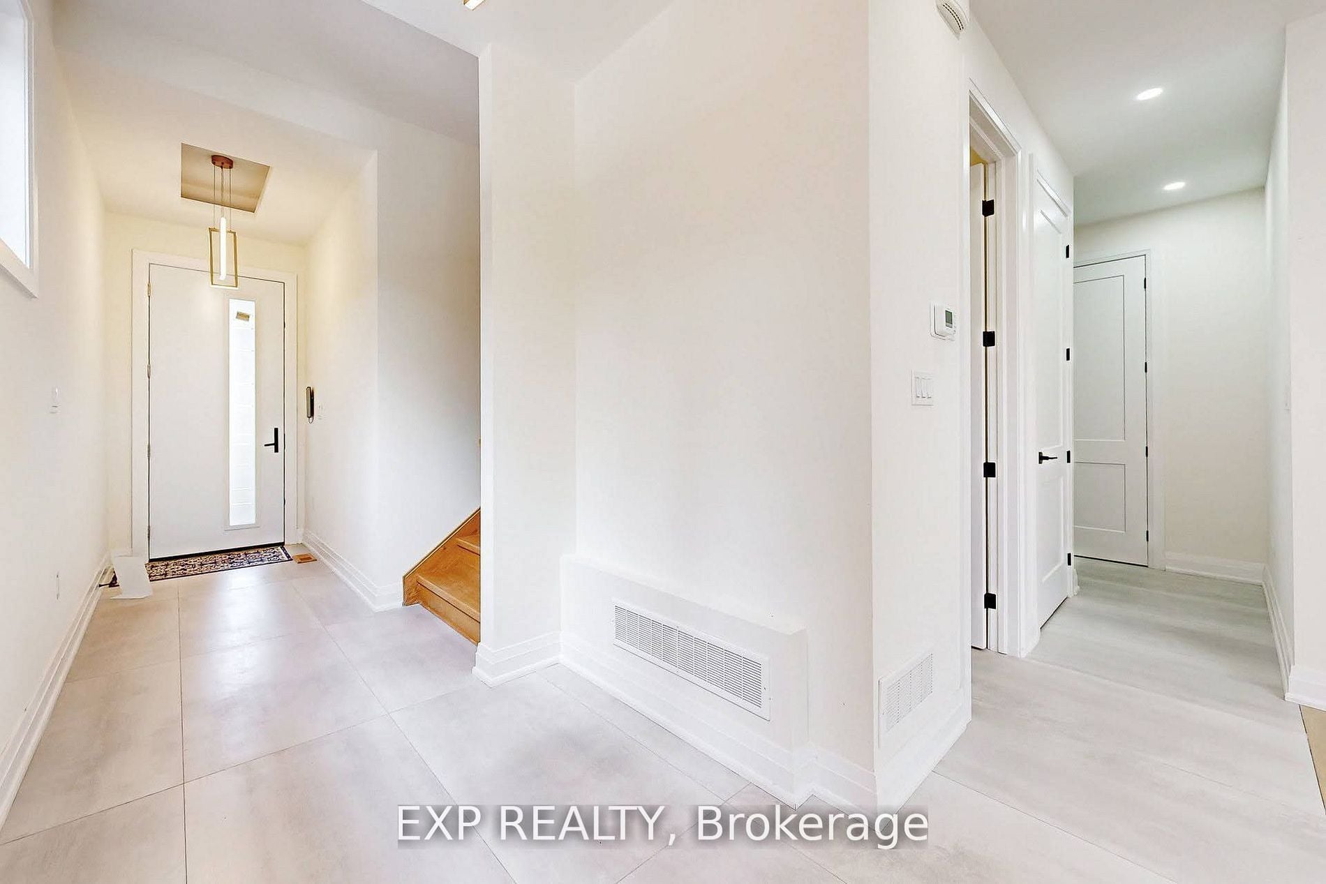 Additional image 4 of 768 Montbeck Crescent, Mississauga, ON, L5G 1P3