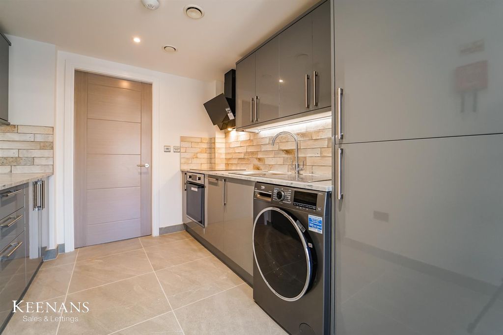 Additional image 48 of 27 bed block of flats for saleBindloss Avenue, Eccles, Manchester M30