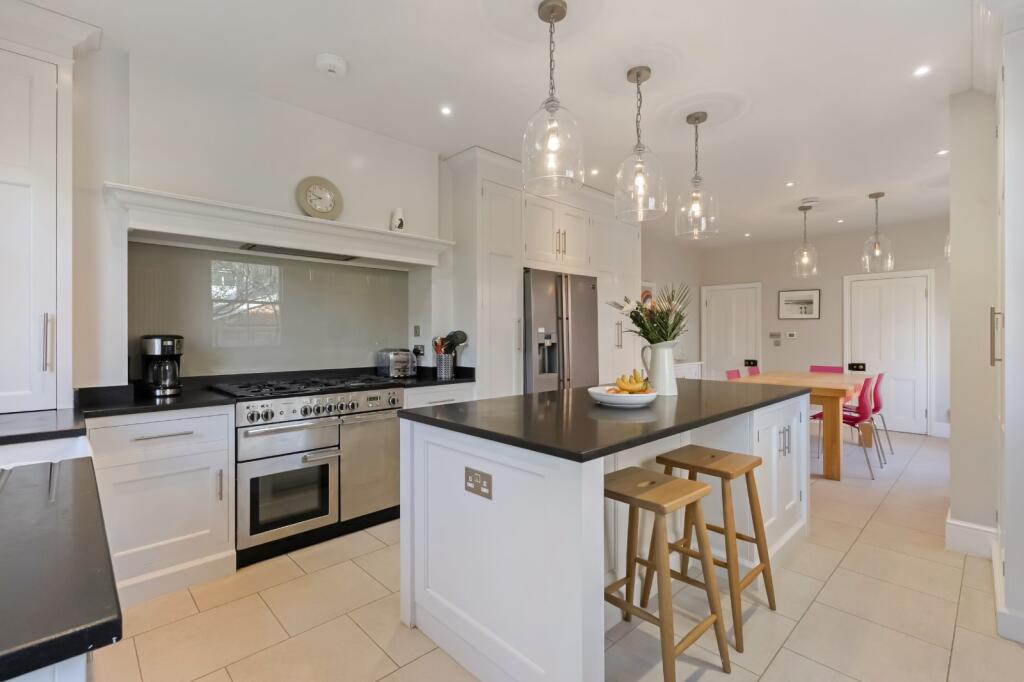 Additional image 10 of Wordsworth Road, Harpenden, Hertfordshire