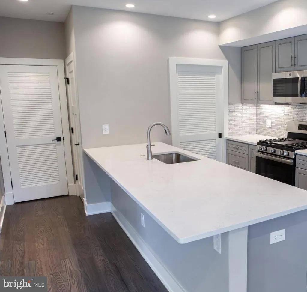 Additional image 4 of 1701 Trinidad Avenue NE Unit 4, Washington, DC 20002