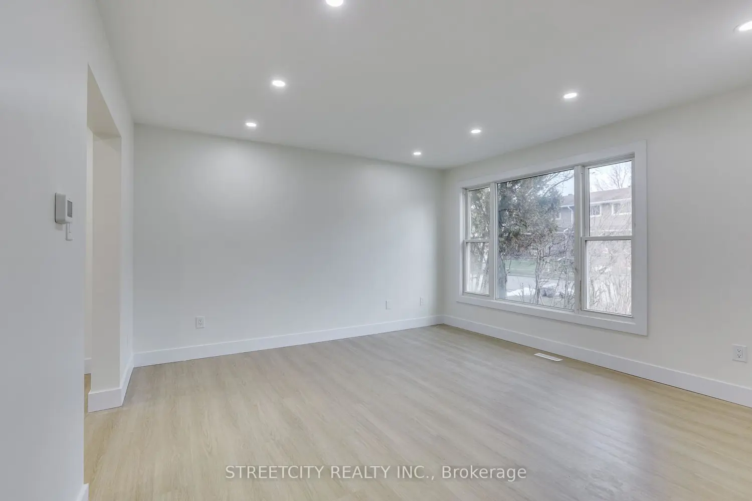 Additional image 4 of 25 Augusta Crescent