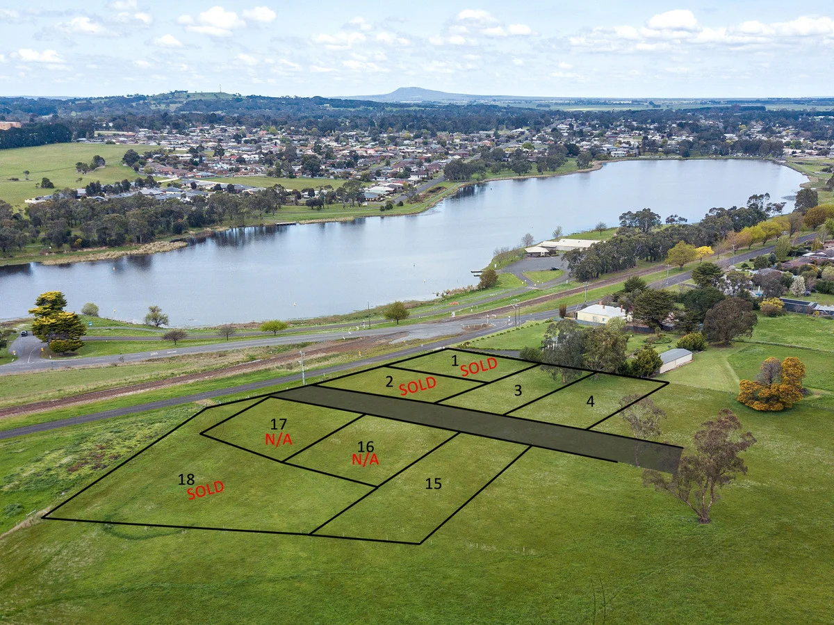 4 Leura Lane, Hamilton VIC 3300