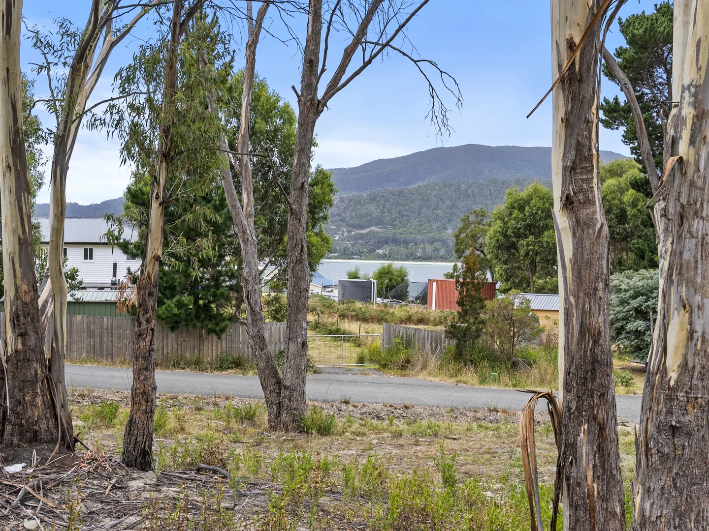 Additional image 19 of 9 Mola Court, White Beach TAS 7184
